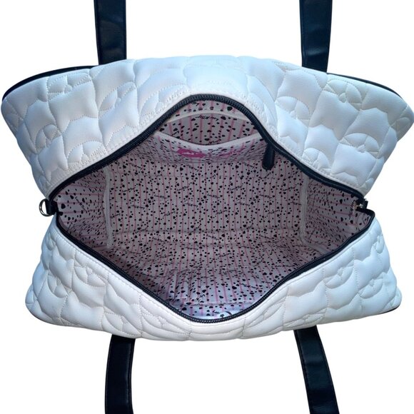 Luv Betsey Pink Quilted Cat Face With Shoulder Strap & Gold Accents Duffle Bag - Picture 11 of 15